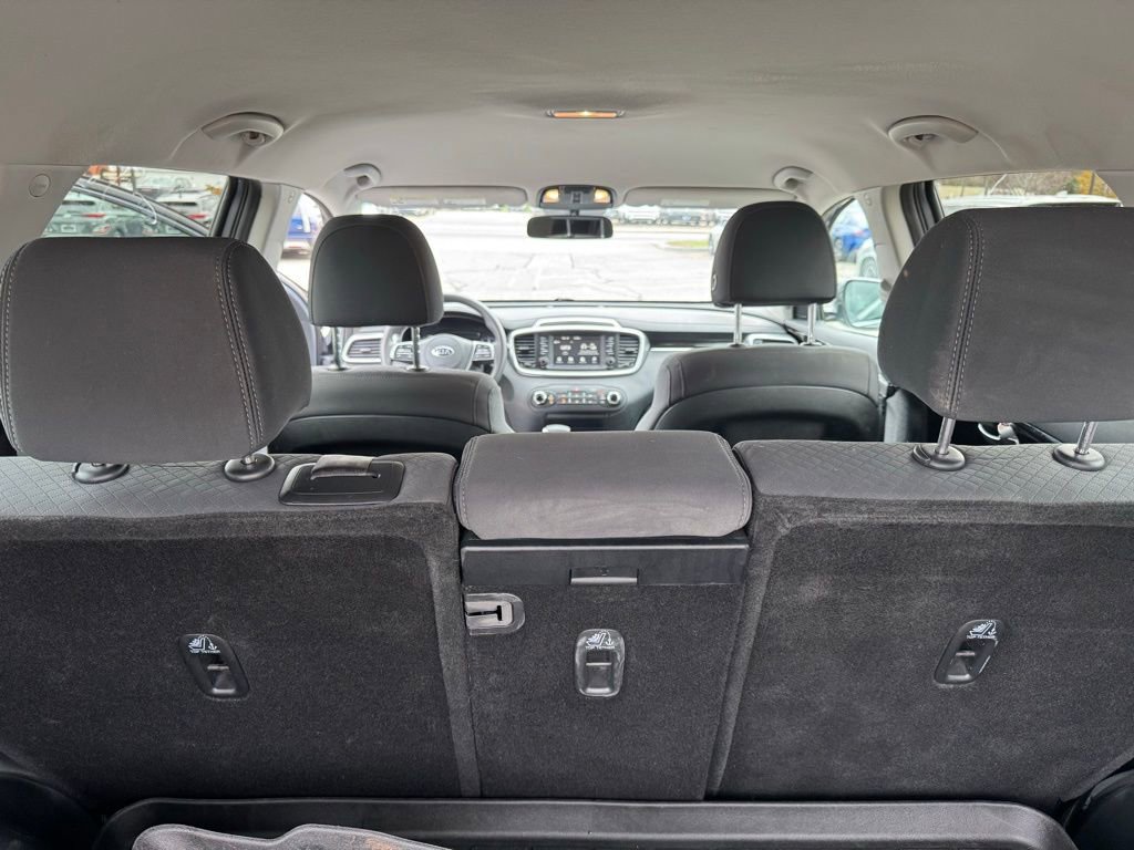 Used 2020 Kia Sorento LX image 33