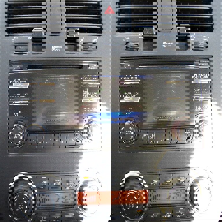 Used 2014 Nissan Leaf S w/ Charge Package image 19