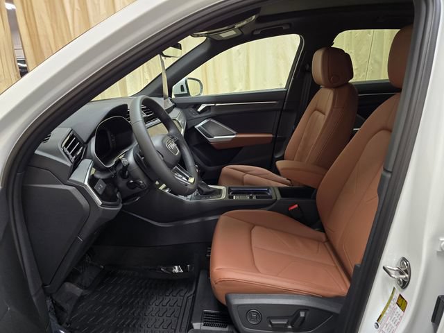 Certified 2025 Audi Q3 2.0T Premium w/ Convenience Plus Package AWD/4WD image 13