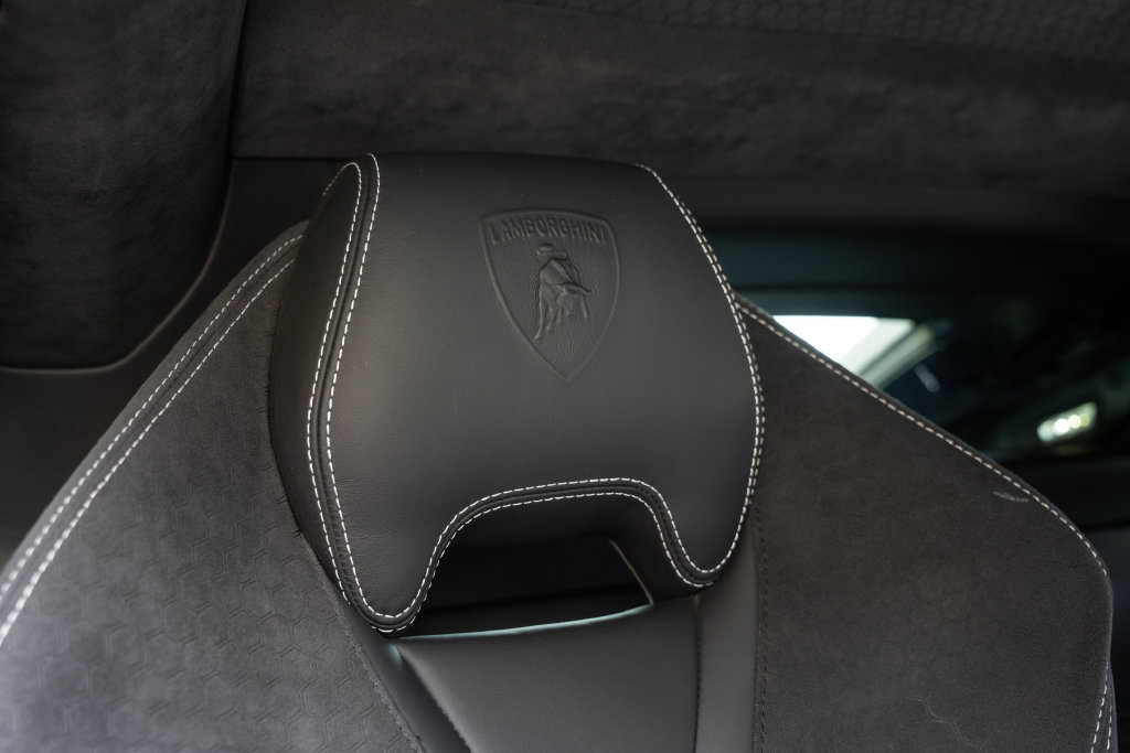 Used 2017 Lamborghini Huracan LP 610-4 AWD/4WD image 28