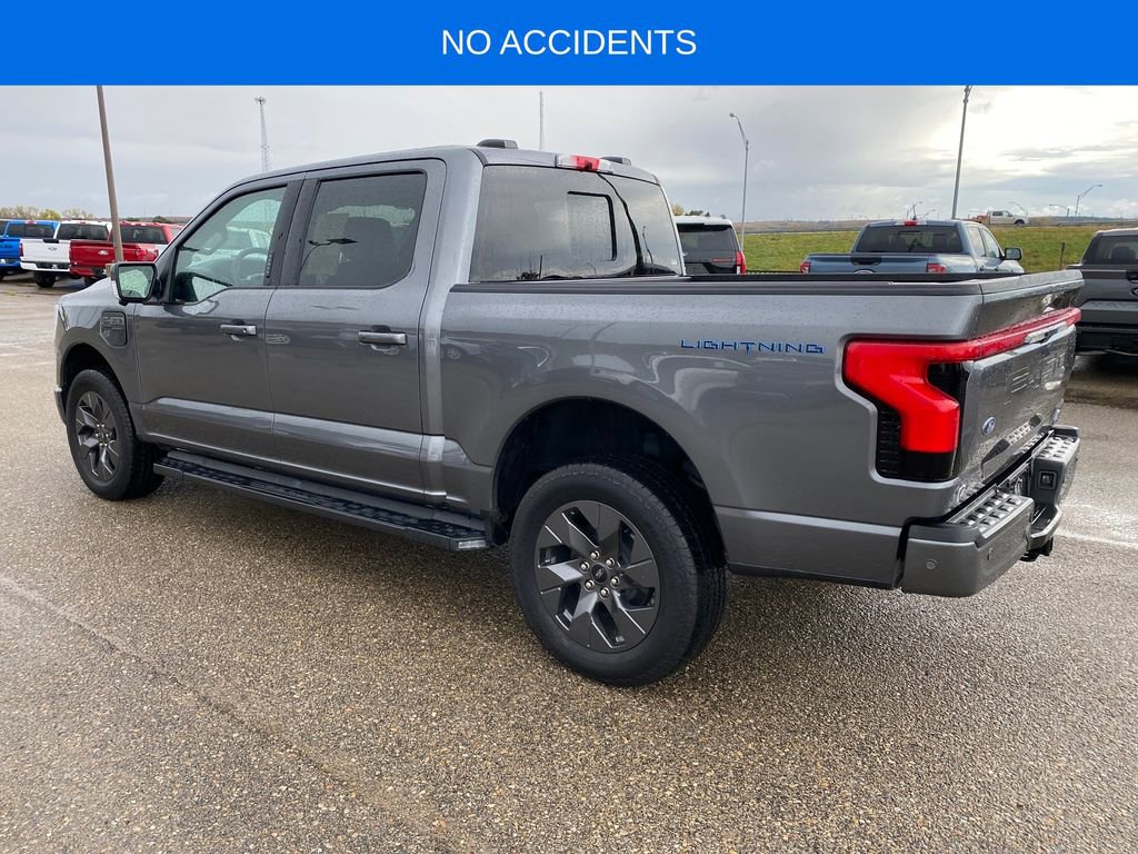 Used 2023 Ford F150 Lightning Lariat image 4