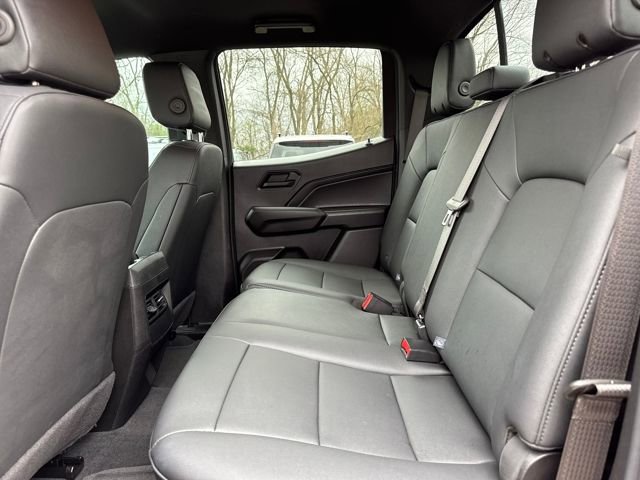 Used 2025 Chevrolet Colorado Trail Boss image 12