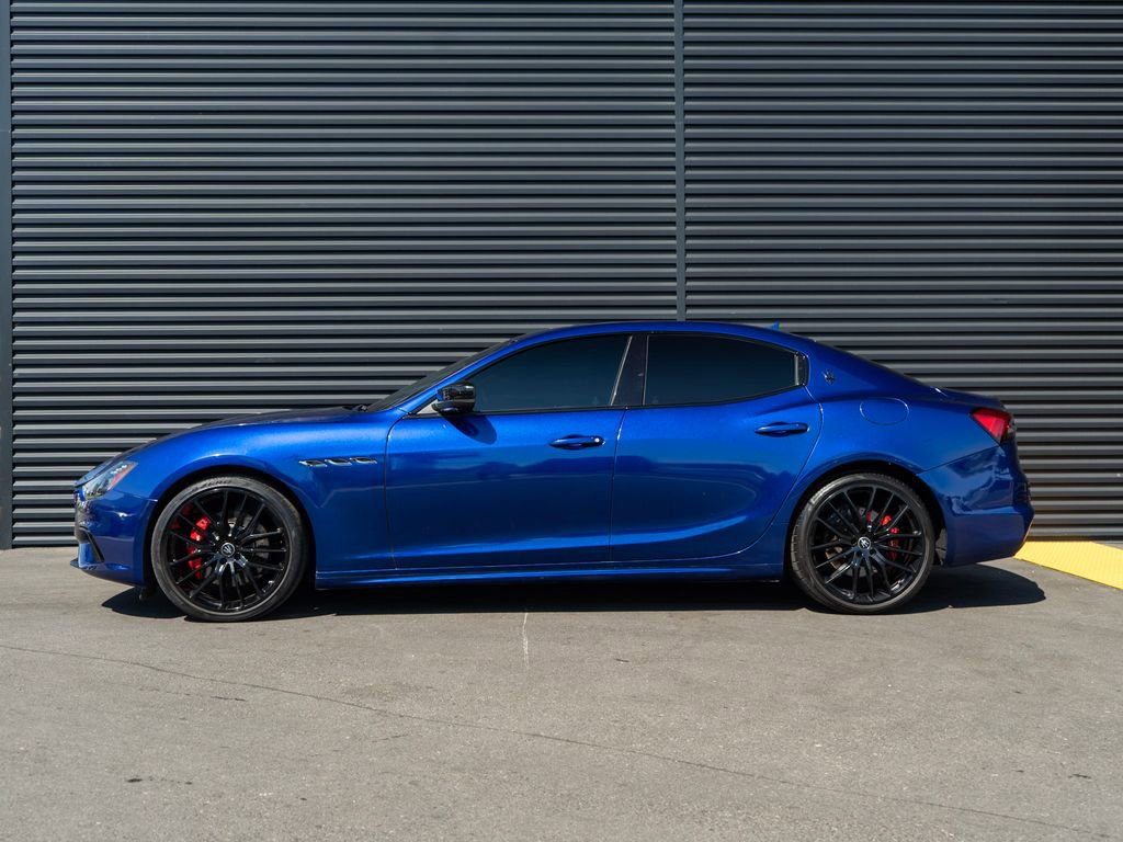Used 2022 Maserati Ghibli Modena image 2