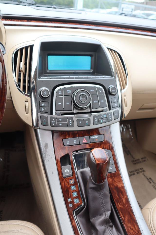 Used 2010 Buick LaCrosse CXL w/ Luxury Package AWD/4WD image 21
