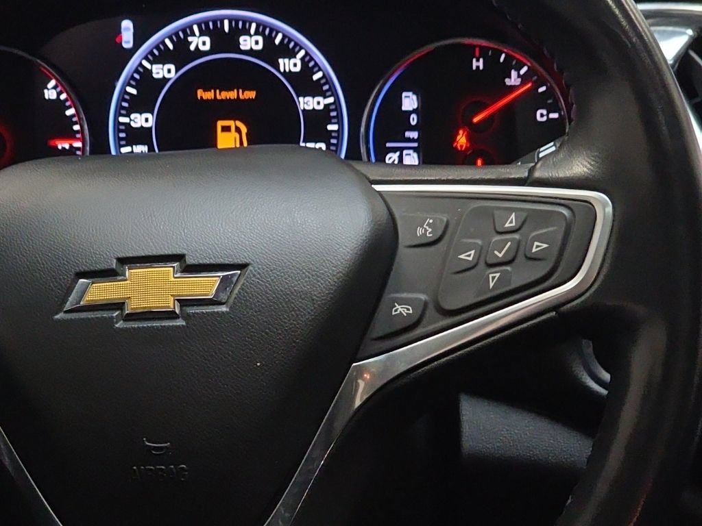 Used 2022 Chevrolet Malibu Premier FWD image 17