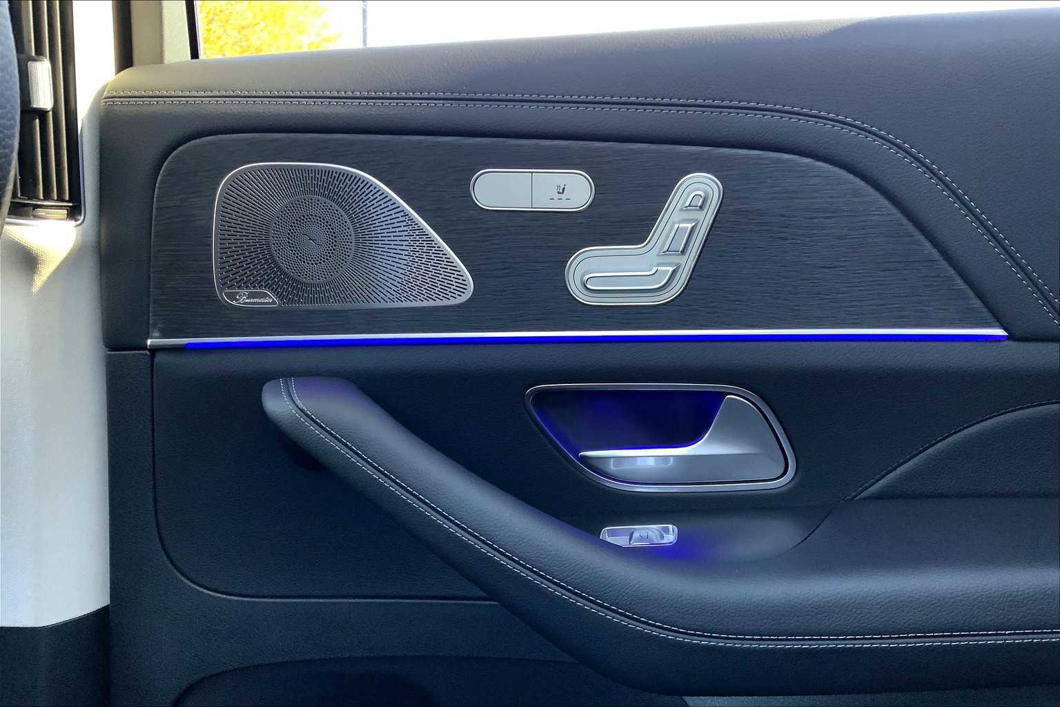 New 2026 Mercedes-Benz GLS 450 4MATIC image 23