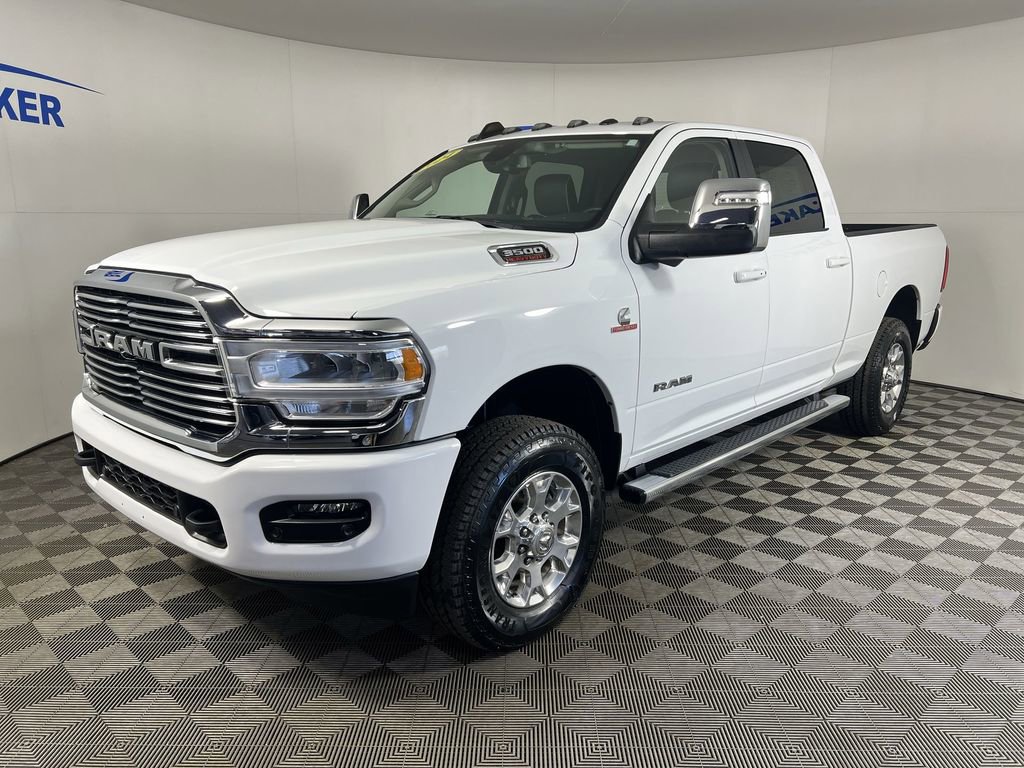 Used 2024 RAM 3500 Laramie AWD/4WD image 1