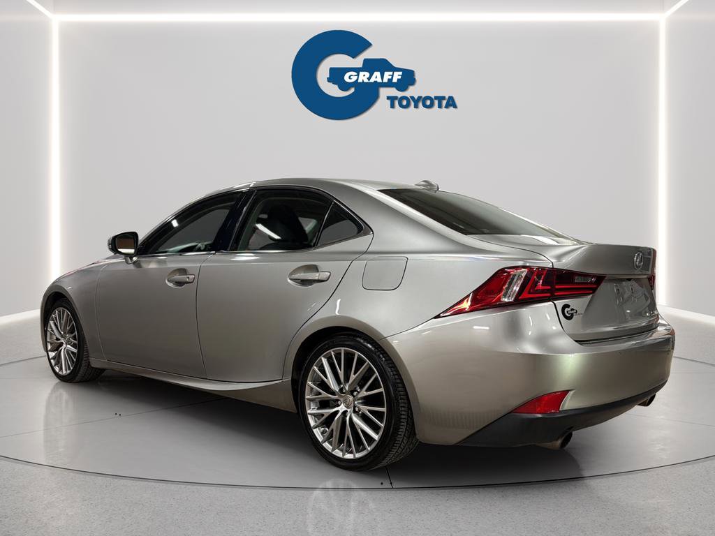 Used 2016 Lexus IS 300 AWD w/ Premium Package image 11
