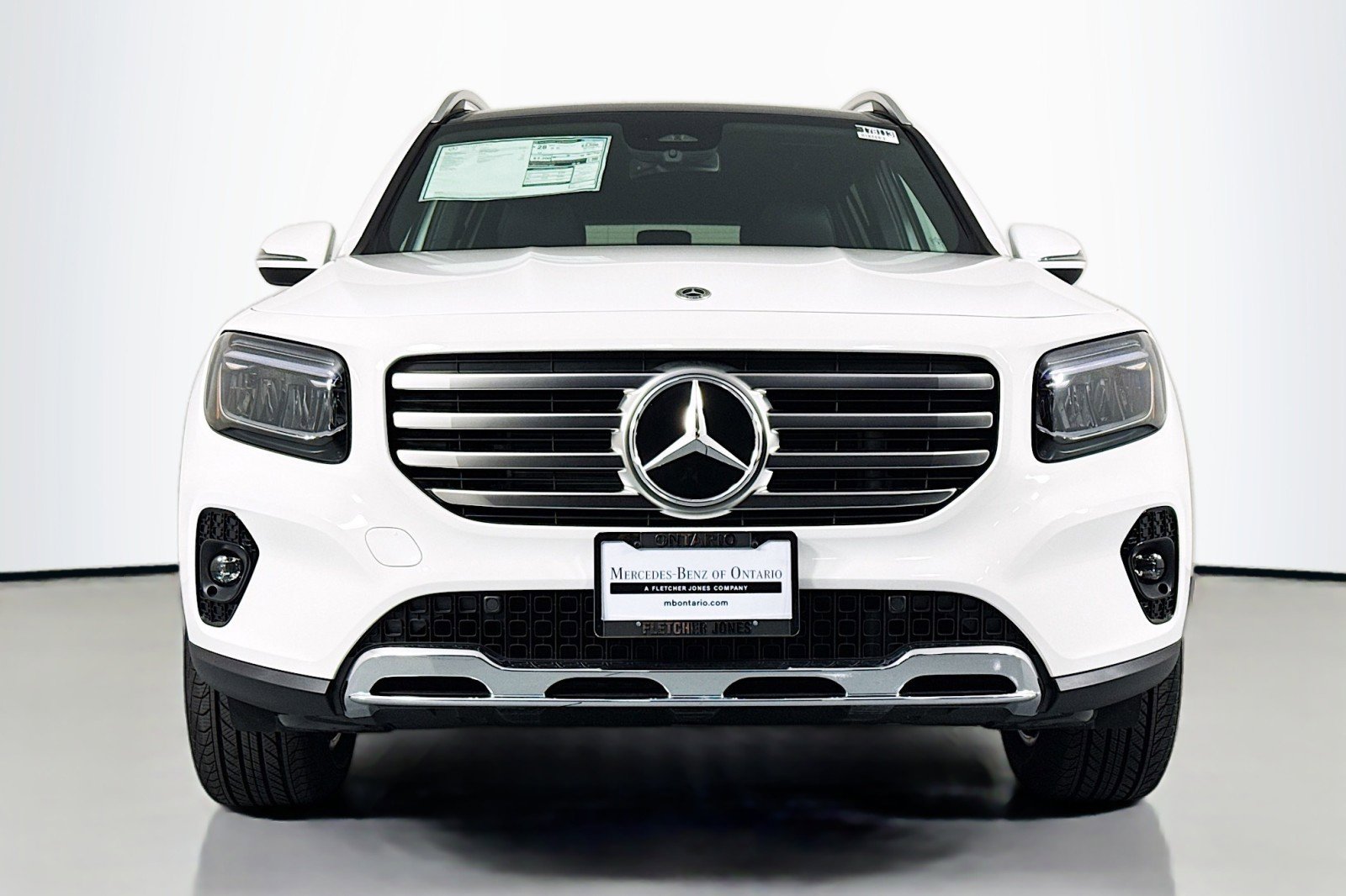 New 2026 Mercedes-Benz GLB 250 image 2