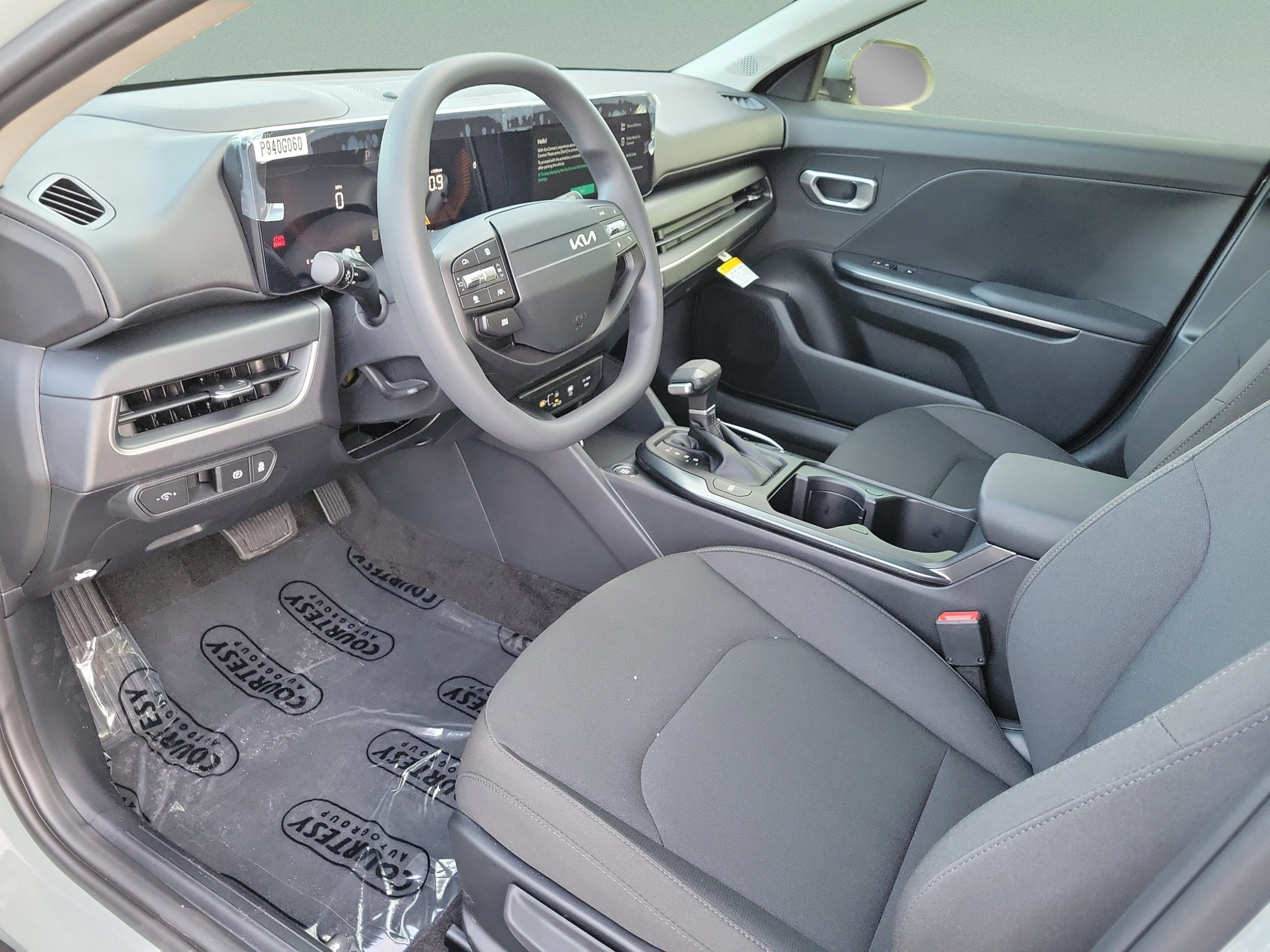 New 2026 Kia K4 FWD image 17