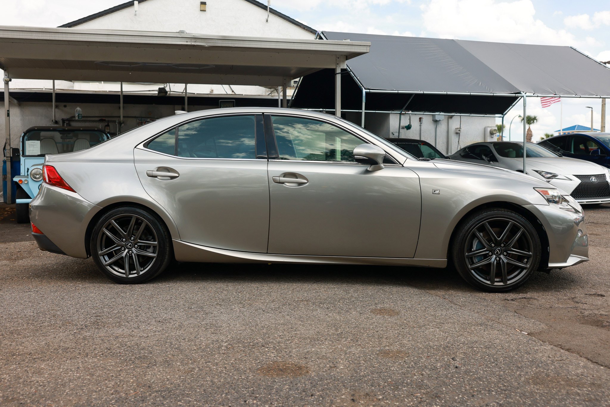 Used 2016 Lexus IS 350 RWD image 17