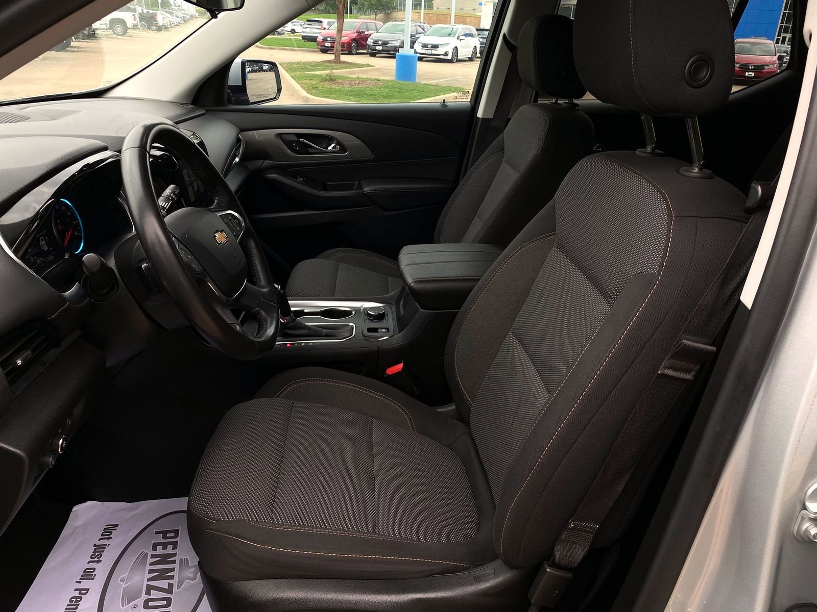 Used 2019 Chevrolet Traverse LT FWD image 10