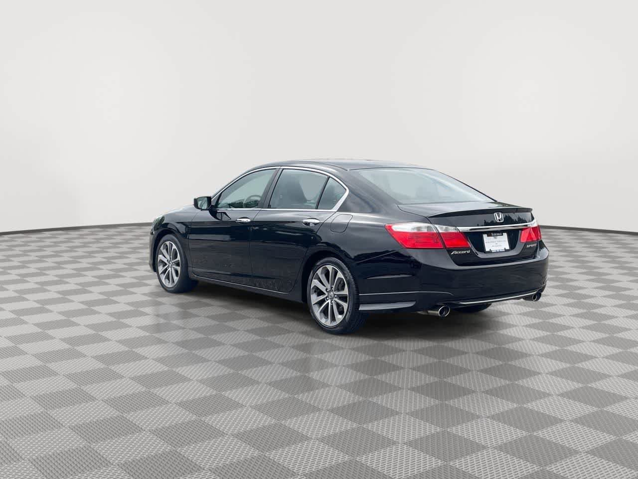 Used 2014 Honda Accord Sport image 6
