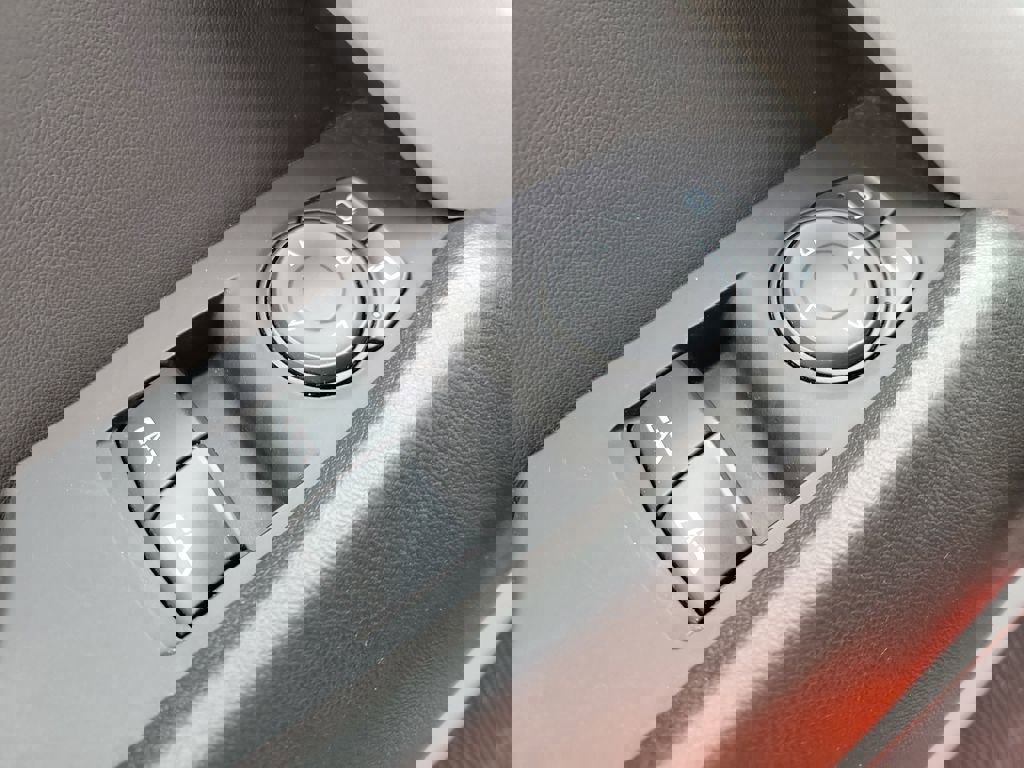 Used 2021 Chevrolet Camaro SS image 10