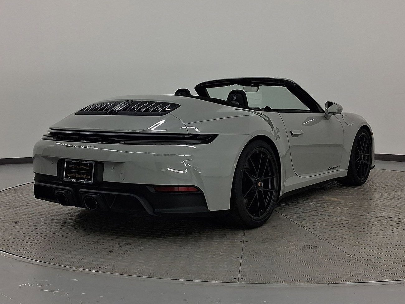 New 2026 Porsche 911 Carrera GTS image 7