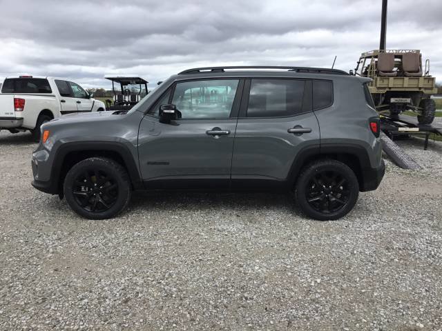 Used 2022 Jeep Renegade Altitude image 7