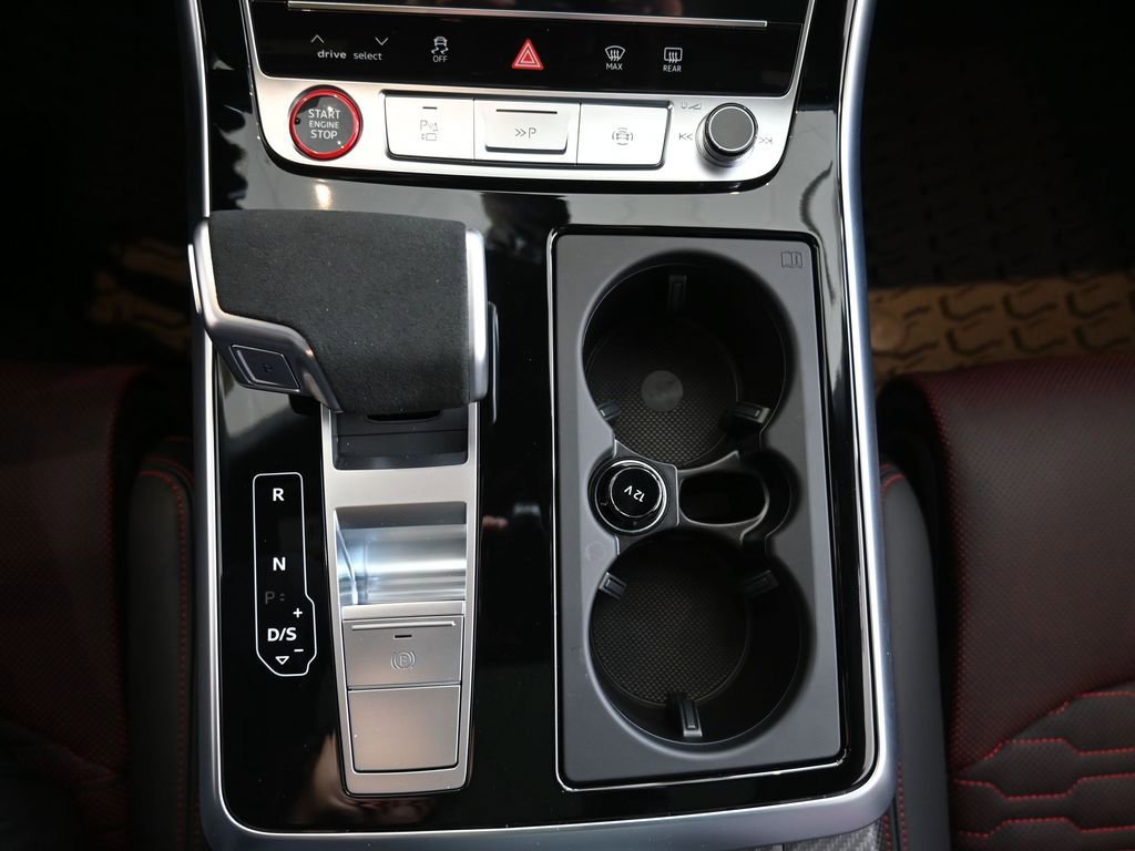 New 2026 Audi RS Q8 performance image 33