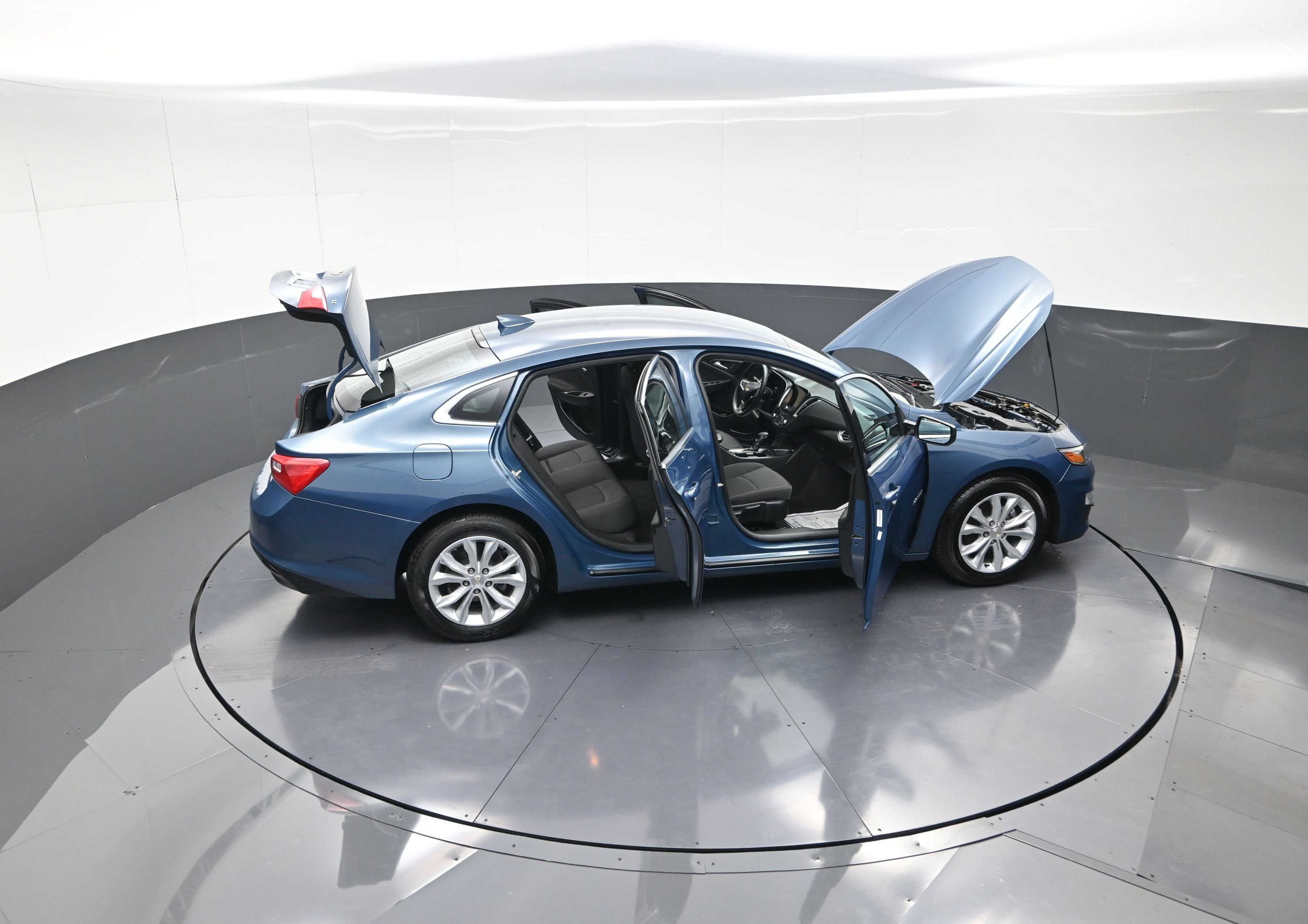 Used 2024 Chevrolet Malibu LT image 14