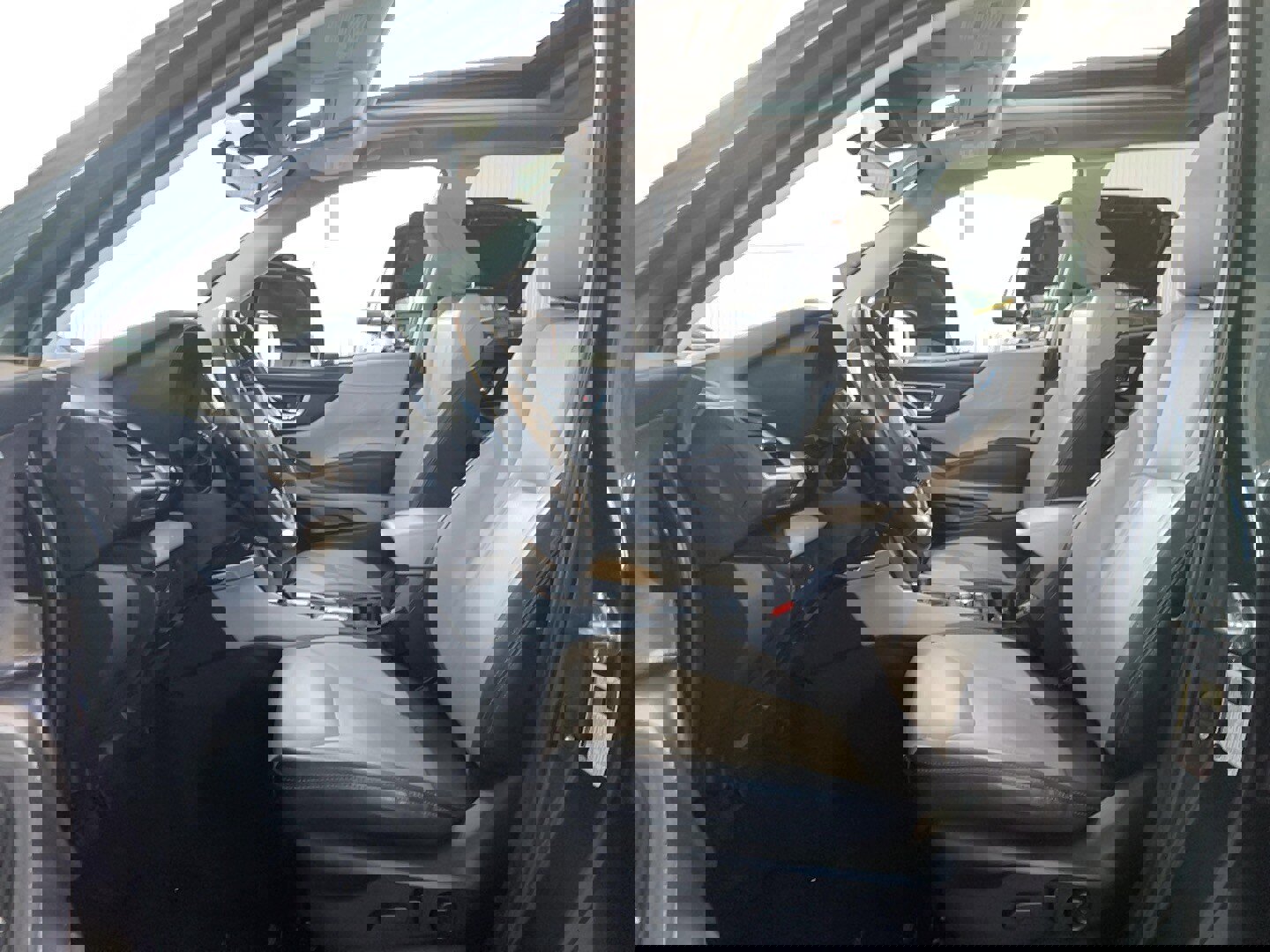 Used 2023 Subaru Forester Limited image 7