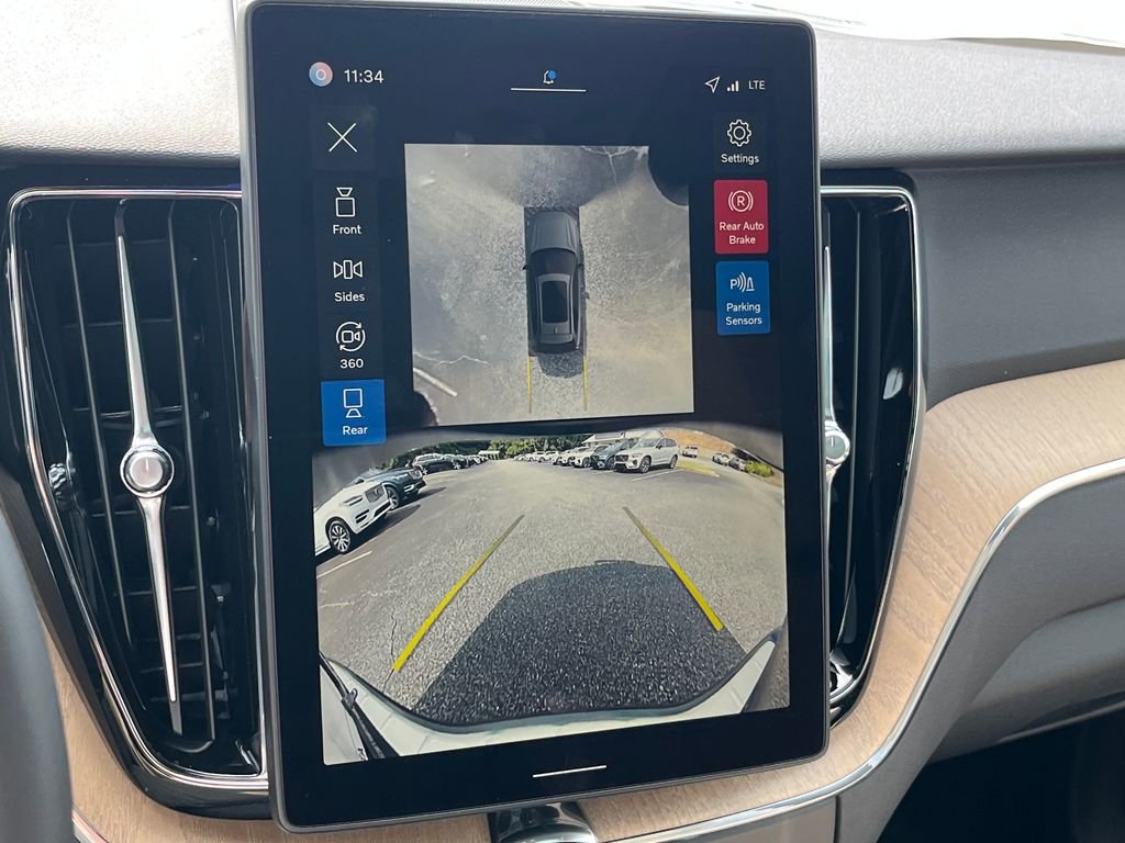 New 2026 Volvo XC60 B5 Plus w/ Protection Package Premier image 25