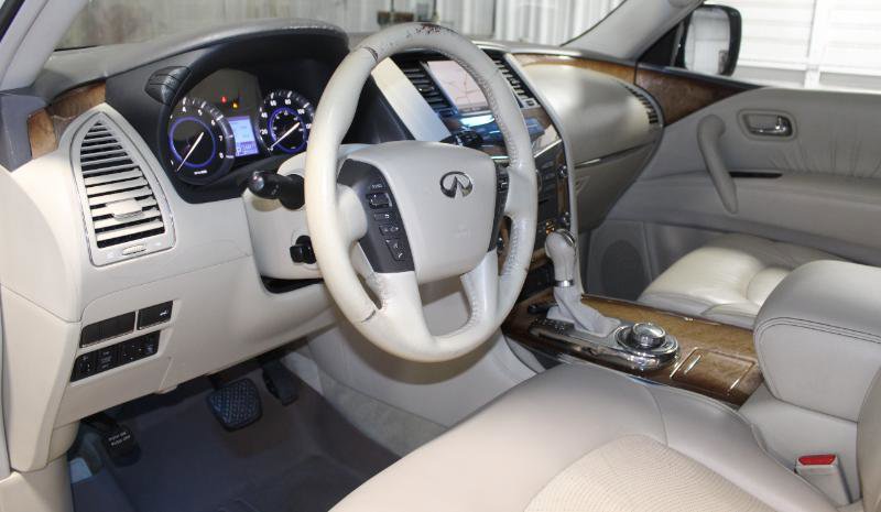 Used 2011 INFINITI QX56 4WD w/ Theater Pkg image 20