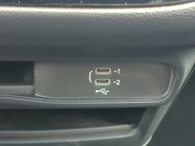 Certified 2026 Chrysler Pacifica Select FWD image 26