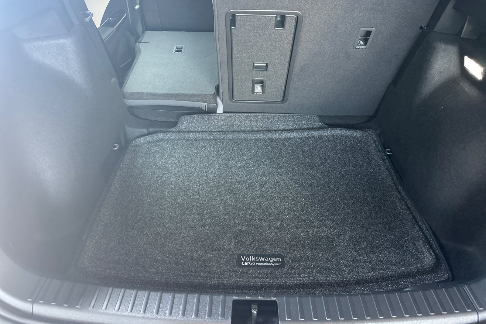 New 2026 Volkswagen Taos SE FWD image 13