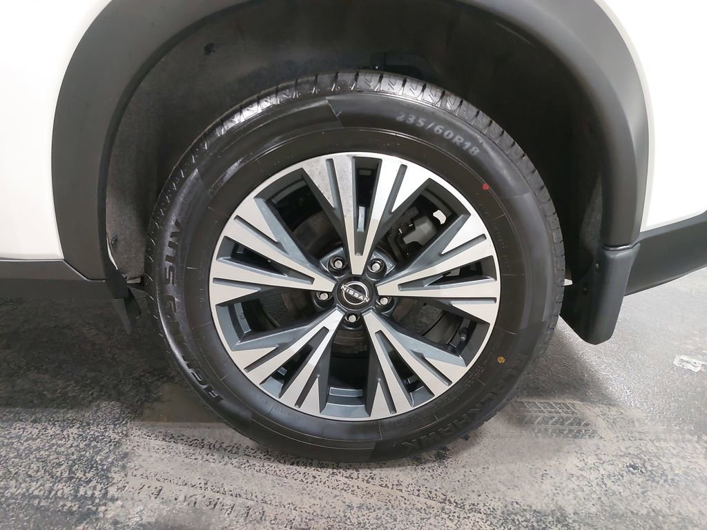 Used 2023 Nissan Rogue SV w/ SV Premium B Package image 34