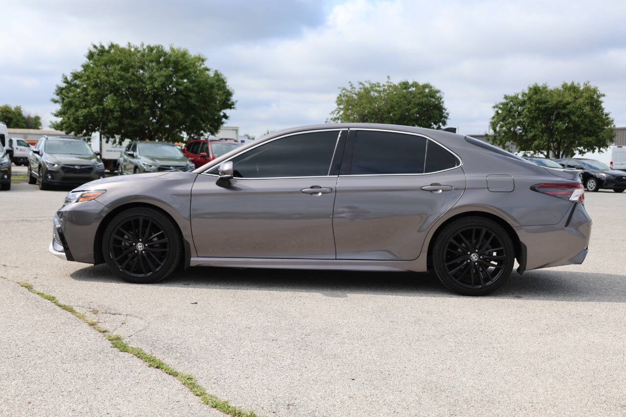 Used 2022 Toyota Camry XSE w/ Navigation Package FWD image 8