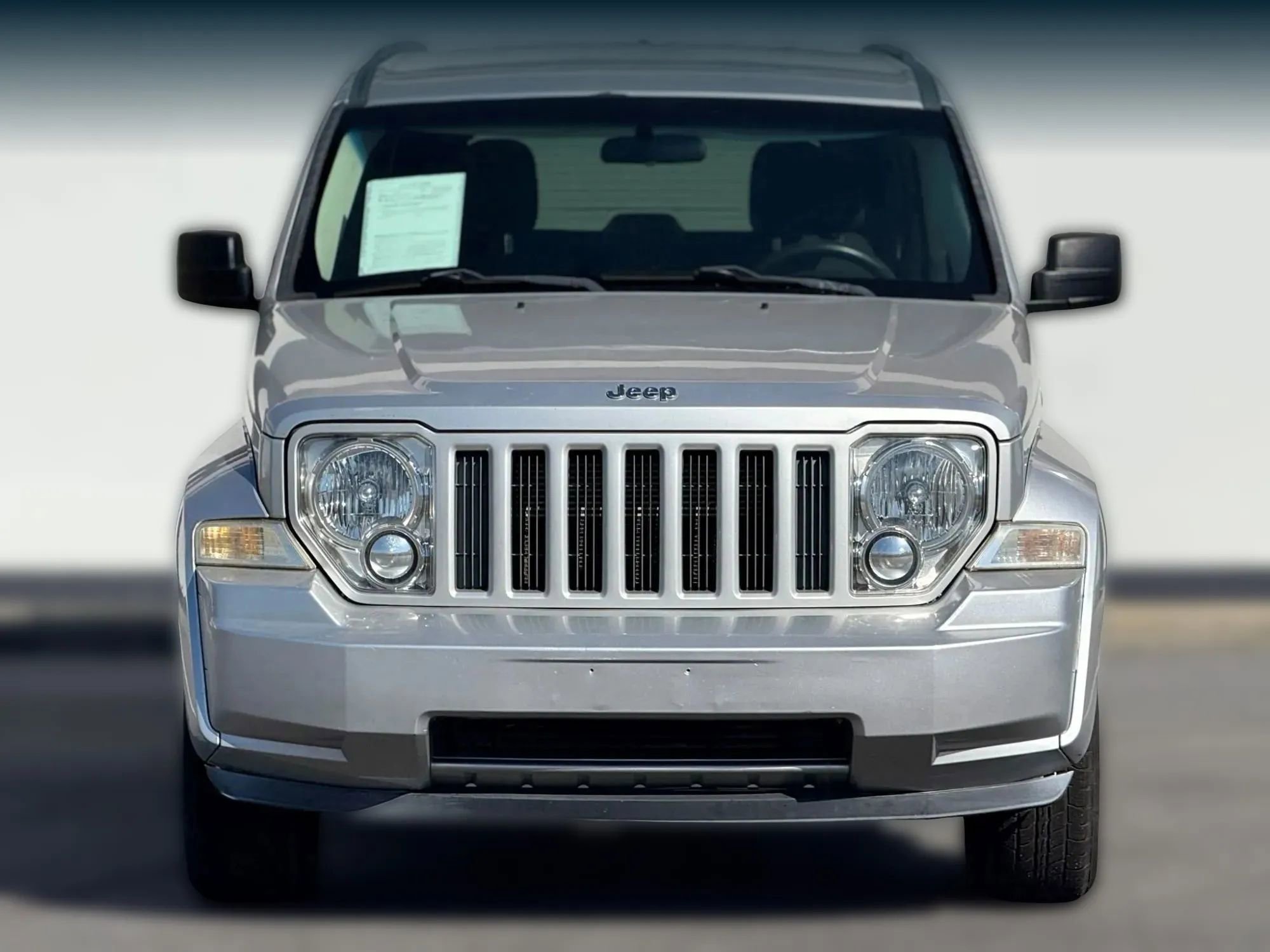 Used 2011 Jeep Liberty Sport image 5