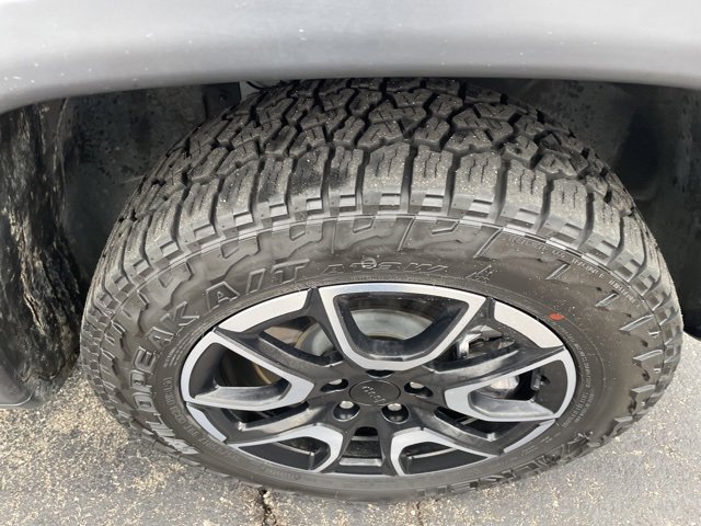 Used 2024 Jeep Compass Trailhawk w/ Trailhawk Convenience Group image 17