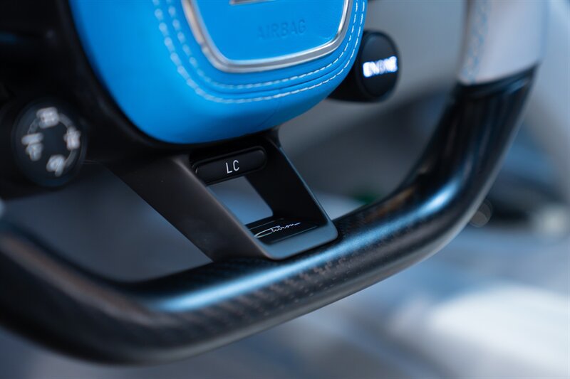 Used 2022 Bugatti Chiron Super Sport AWD/4WD image 35
