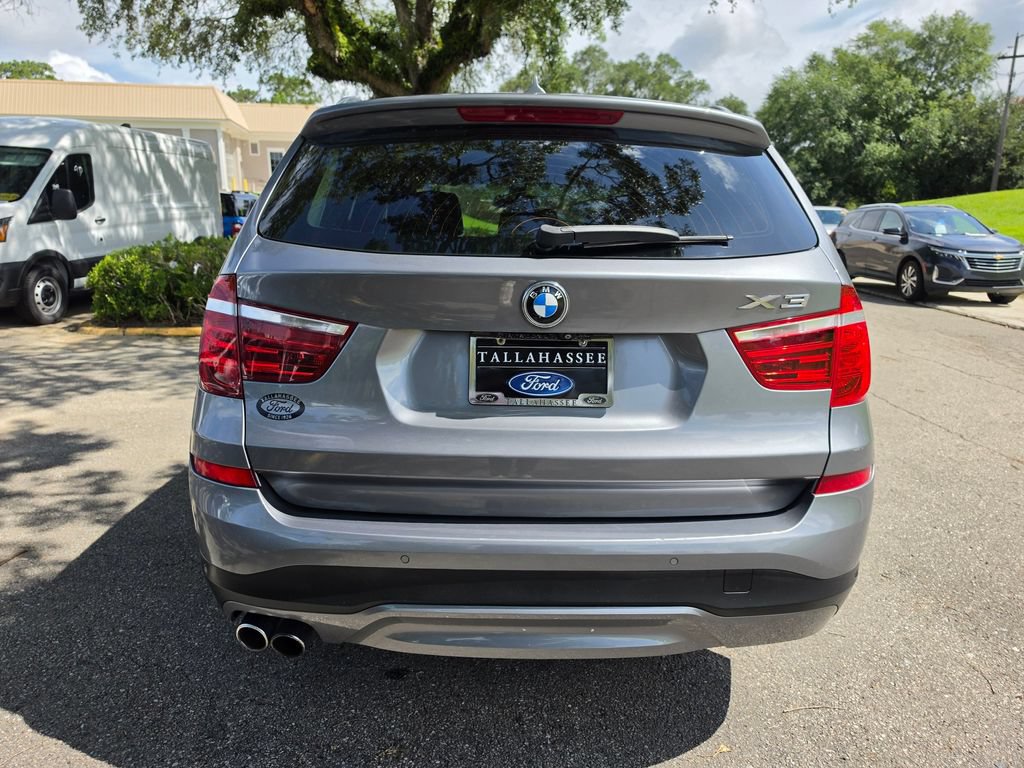 Used 2017 BMW X3 sDrive28i RWD image 3