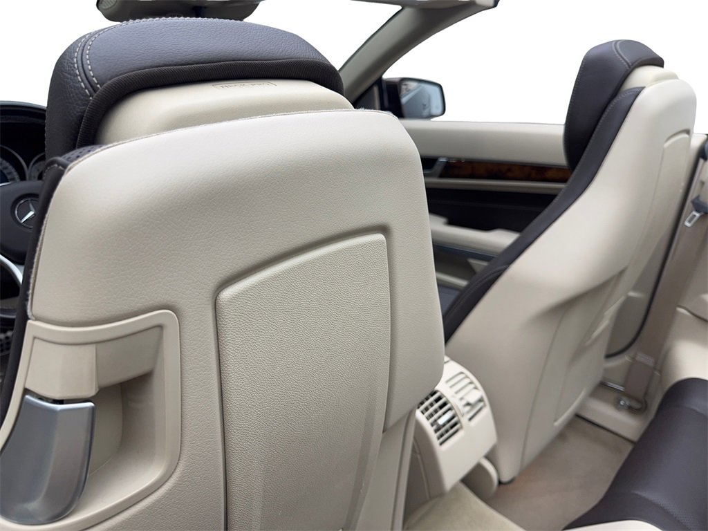 Used 2016 Mercedes-Benz E 400 Cabriolet image 41