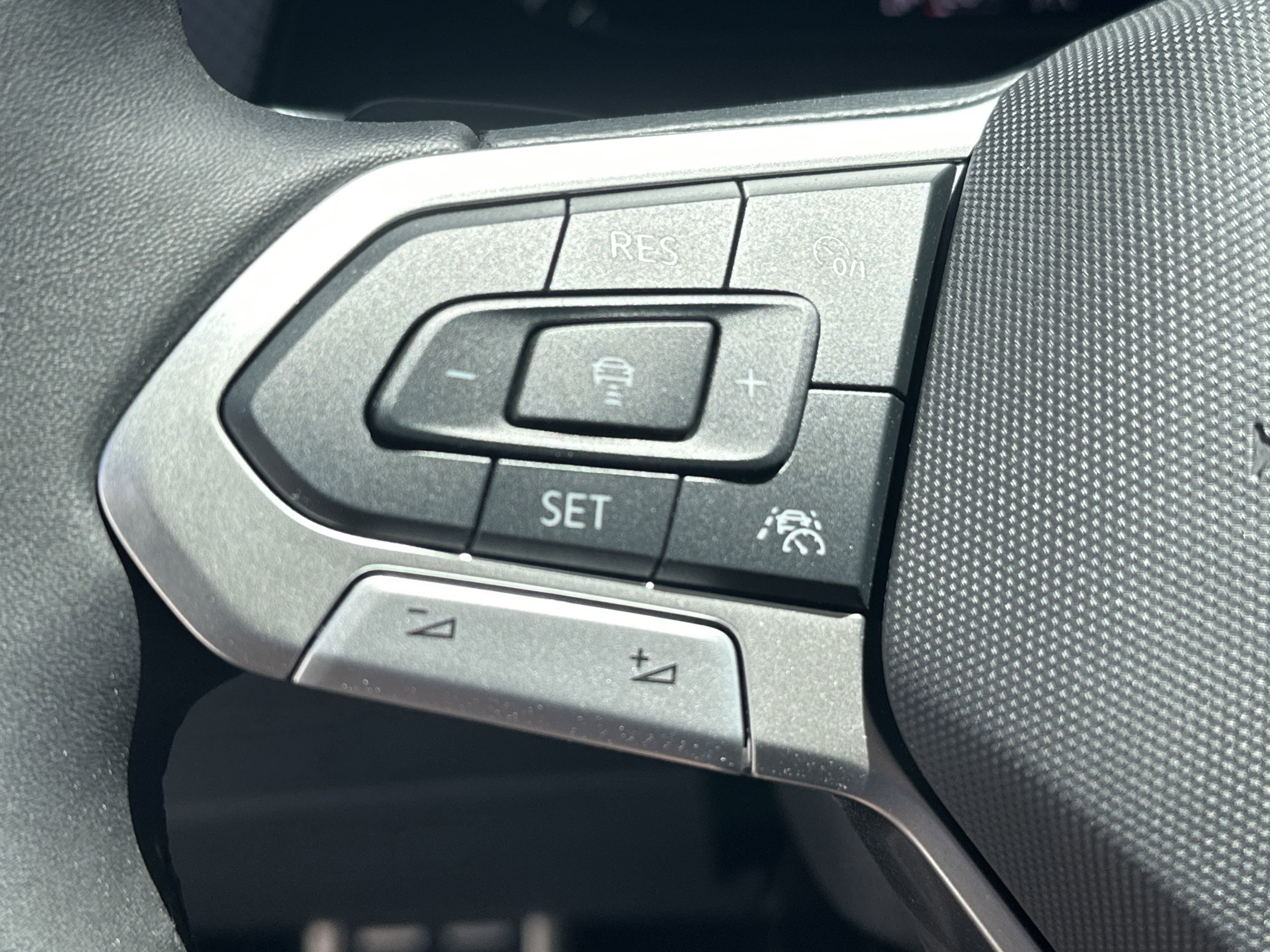 New 2026 Volkswagen Atlas SEL Premium R-Line image 20