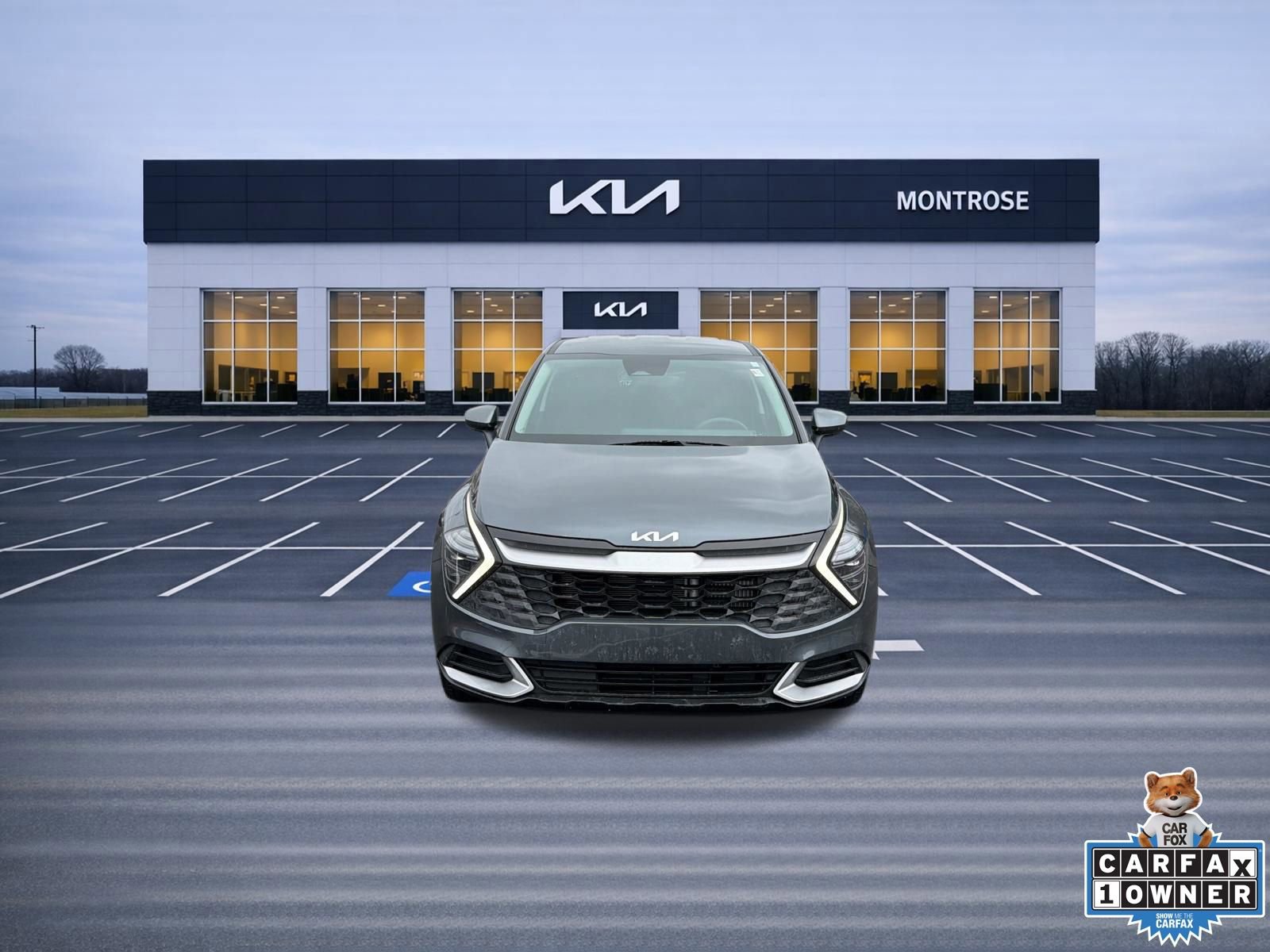 Used 2024 Kia Sportage LX image 2