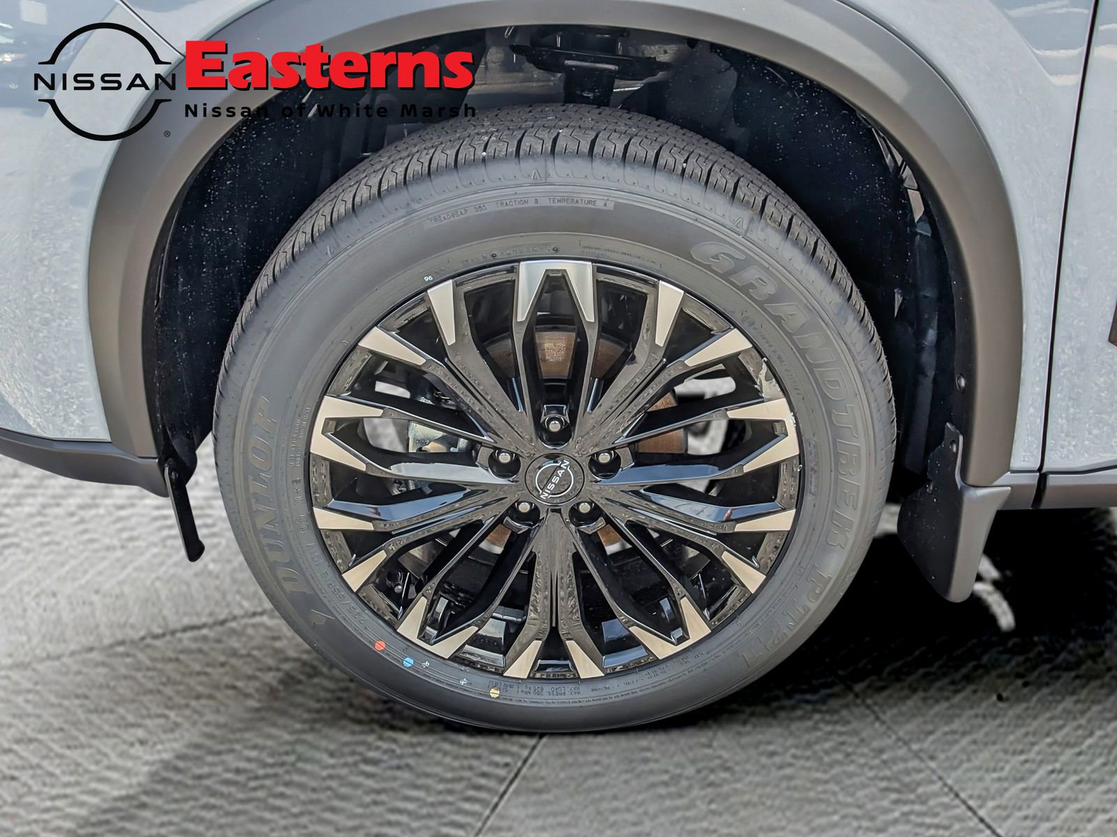 New 2026 Nissan Pathfinder Platinum image 28