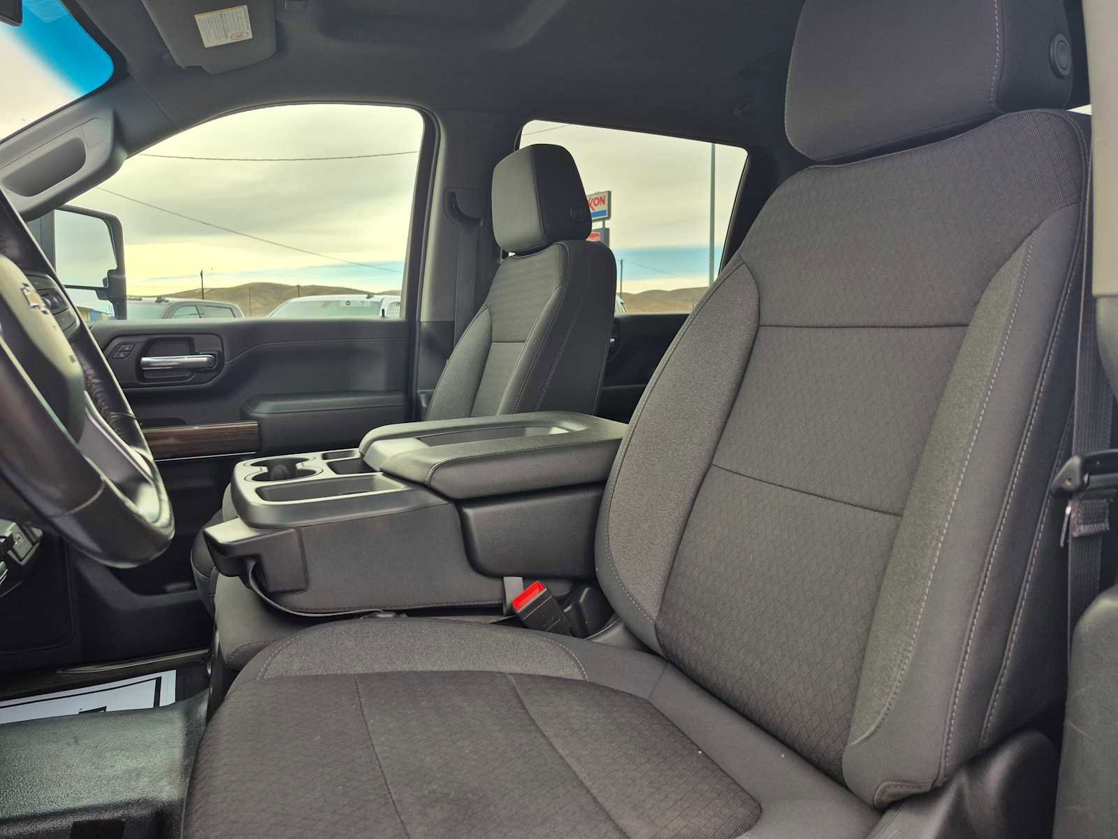 Used 2022 Chevrolet Silverado 3500 LT w/ Convenience Package image 19