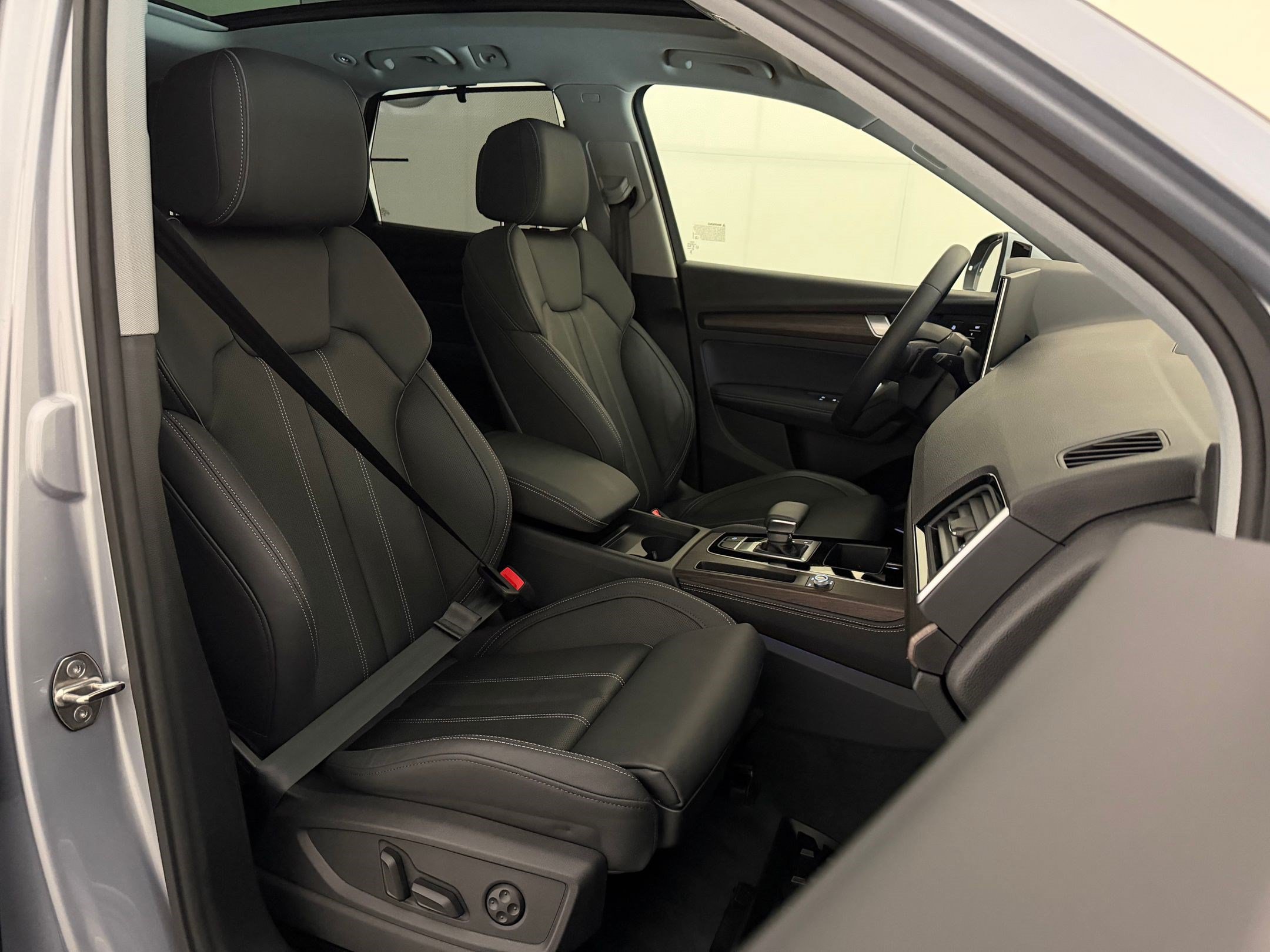 Certified 2024 Audi Q5 2.0T Premium Plus AWD/4WD image 34