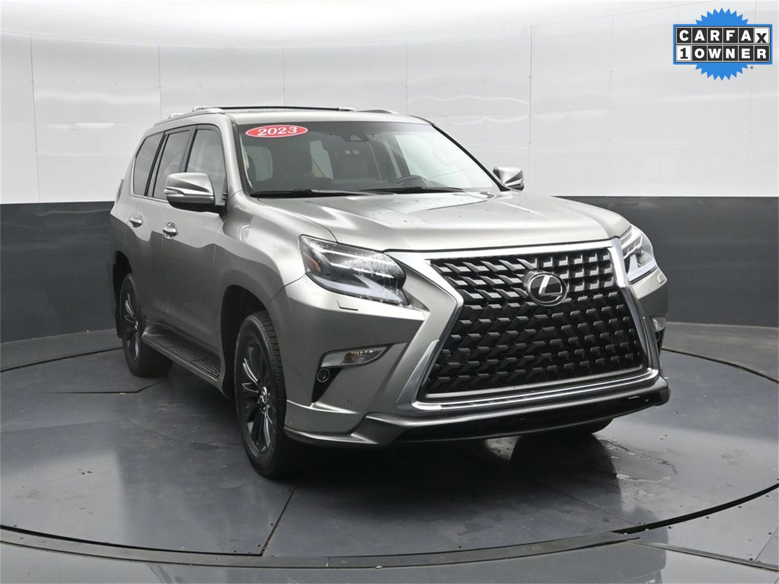 Used 2023 Lexus GX 460 Luxury image 2