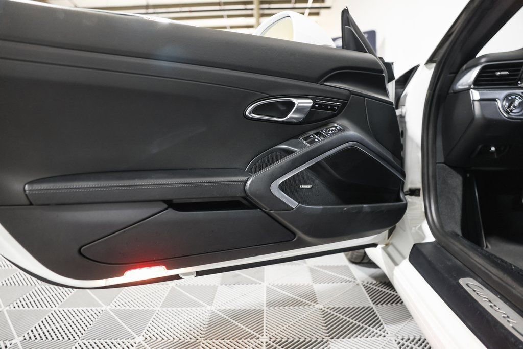 Used 2014 Porsche 911 Carrera S image 31