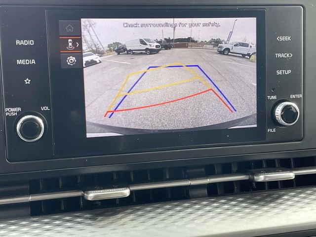 Used 2024 Kia Carnival LX image 9