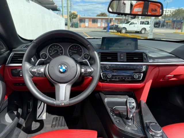Used 2019 BMW 440i Convertible image 16