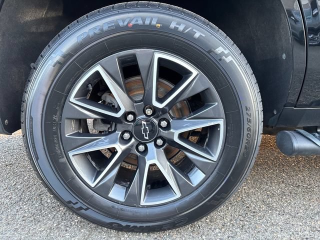 Used 2021 Chevrolet Tahoe Z71 w/ Luxury Package AWD/4WD image 27