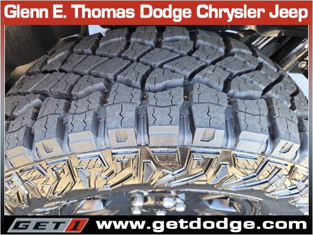 Used 2022 Jeep Wrangler Unlimited Rubicon AWD/4WD image 35