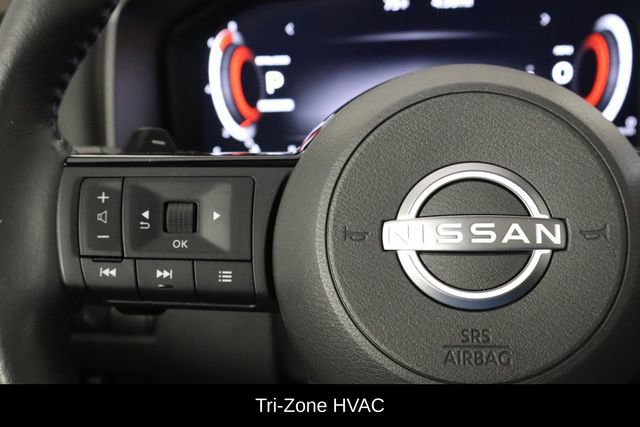 Used 2023 Nissan Rogue Platinum w/ Platinum Premium Package image 8