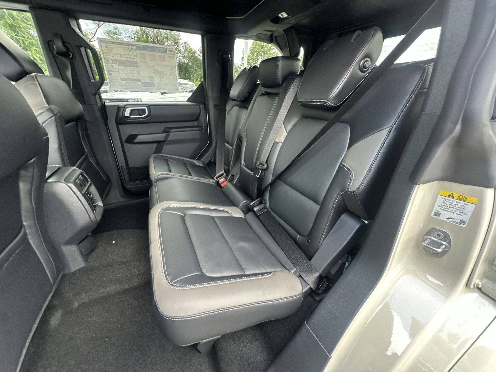 New 2026 Ford Bronco Outer Banks AWD/4WD image 32