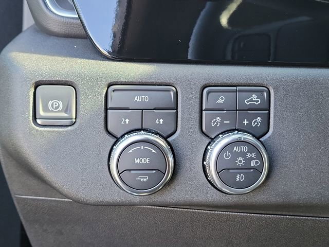 Certified 2025 GMC Sierra 1500 SLT image 23