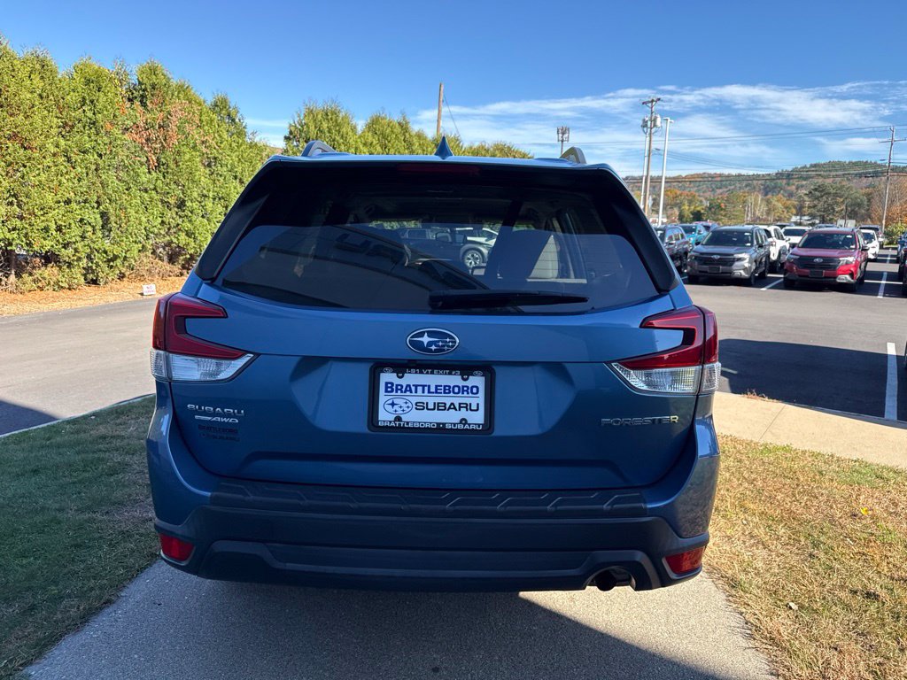 Used 2019 Subaru Forester Premium w/ All-Weather Package AWD/4WD image 5