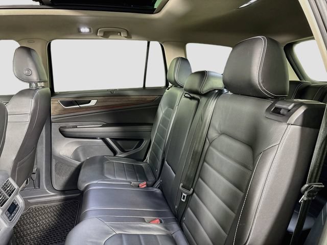 Certified 2024 Volkswagen Atlas SEL AWD/4WD image 28